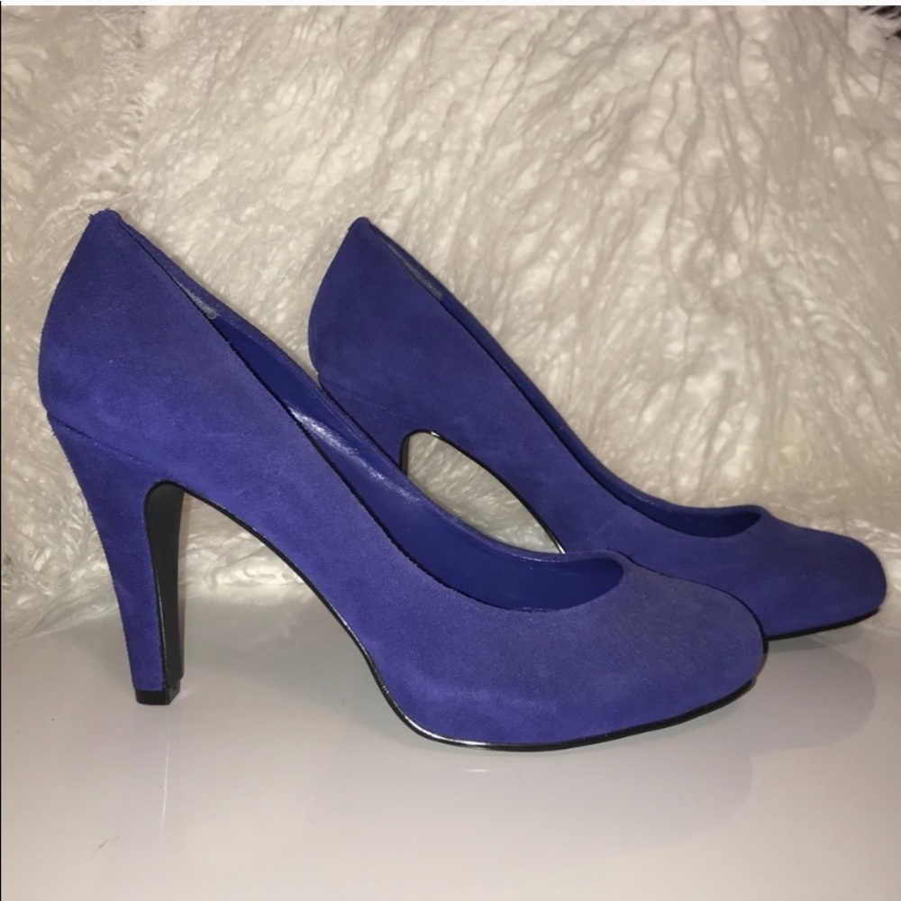 Steve Madden blue suede shoes